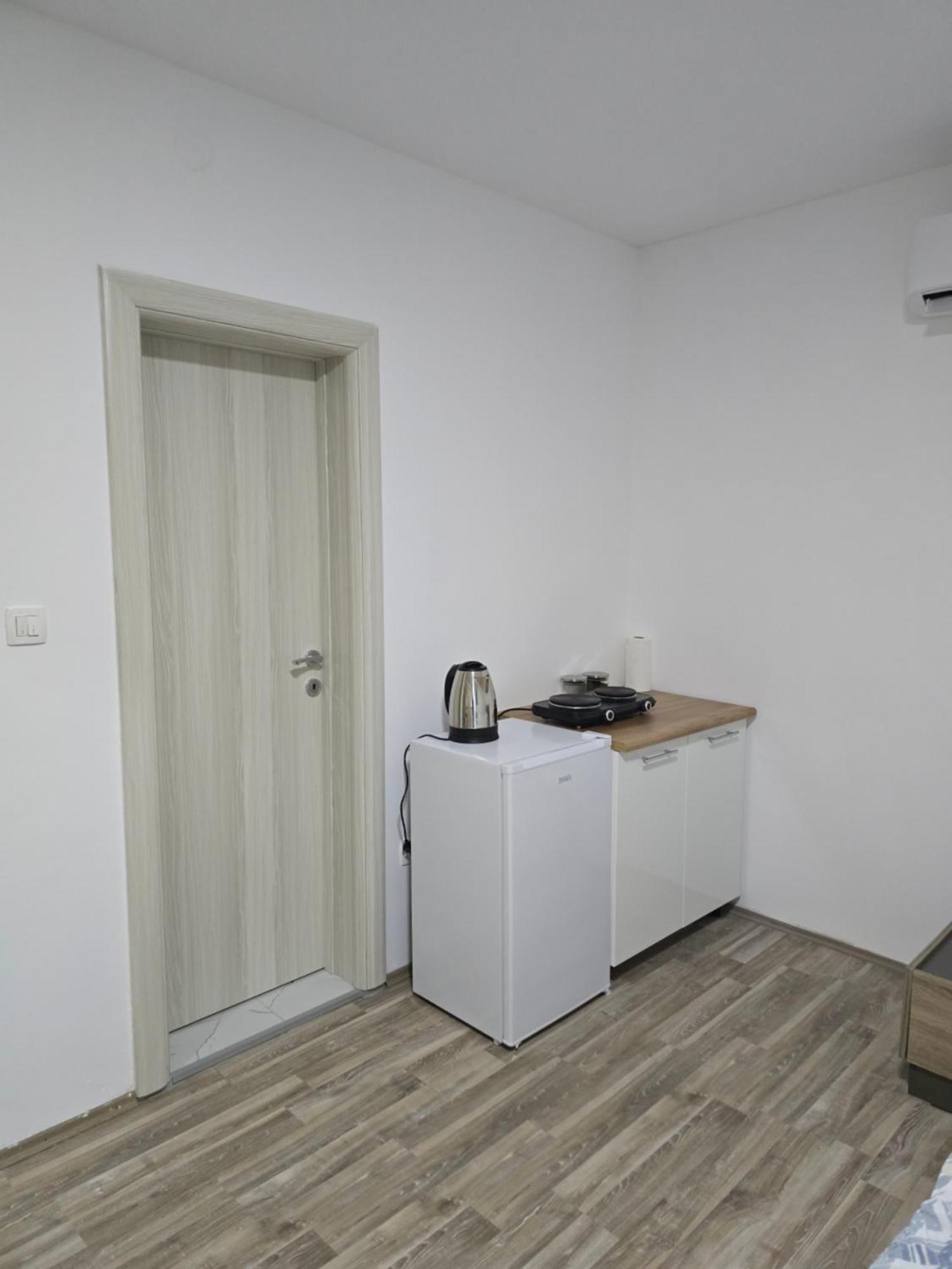 Apartman Tolosi بودغوريتْسا المظهر الخارجي الصورة