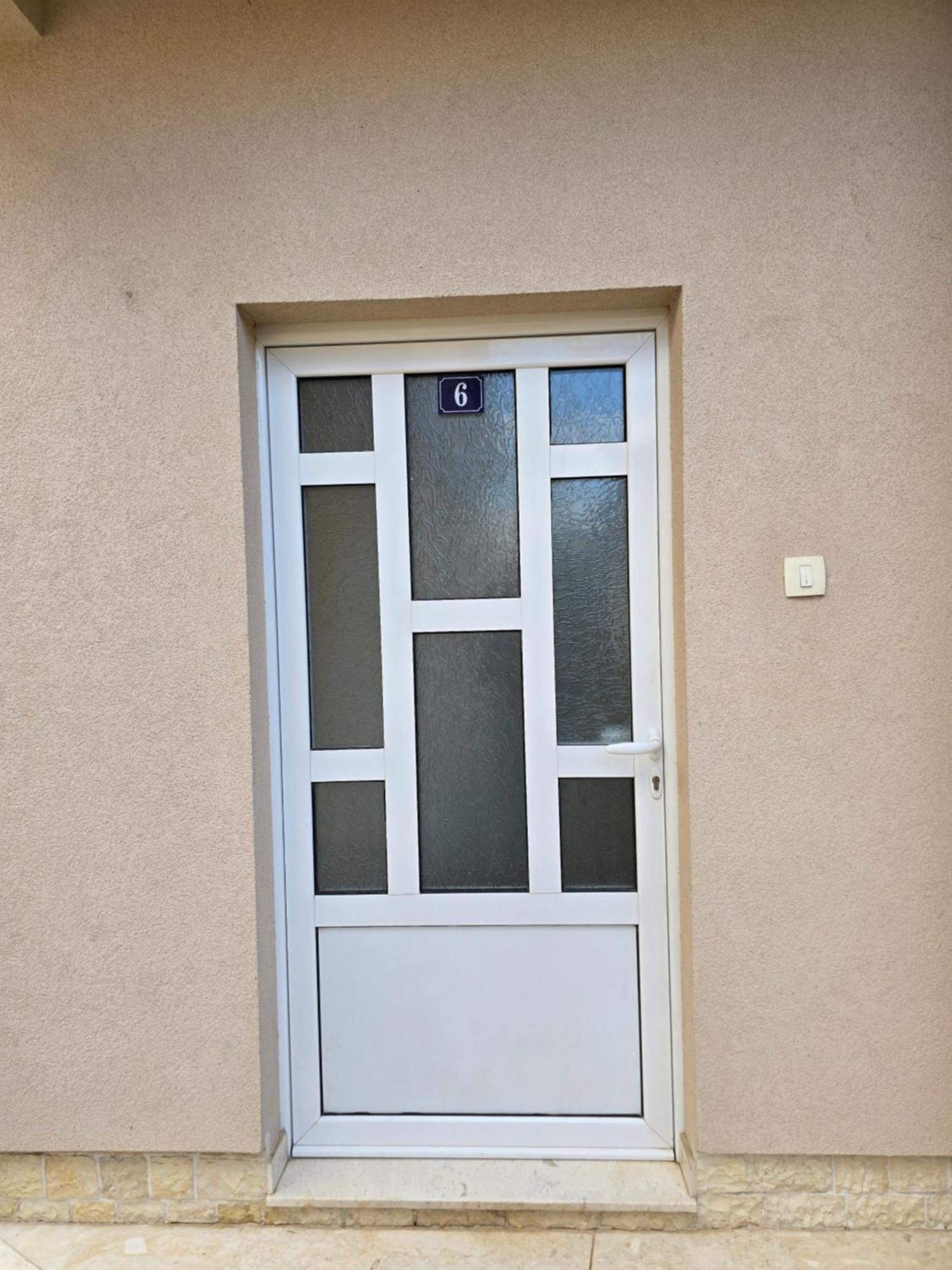Apartman Tolosi بودغوريتْسا المظهر الخارجي الصورة